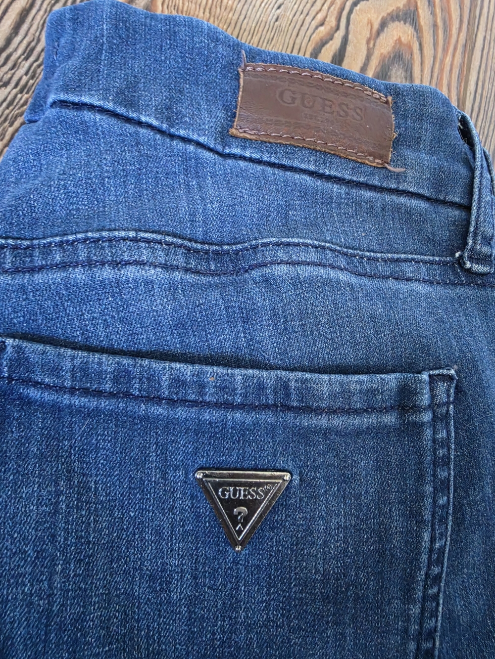 GUESS Us 27 Women's Skinny Jeans